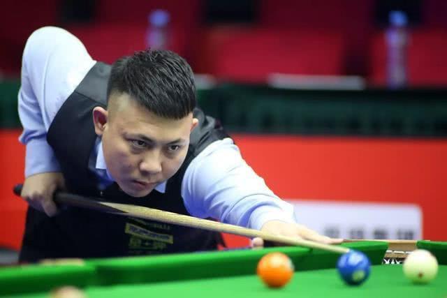 速引发了球 速引发了球