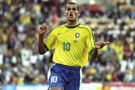 他将面对激 他将面对激