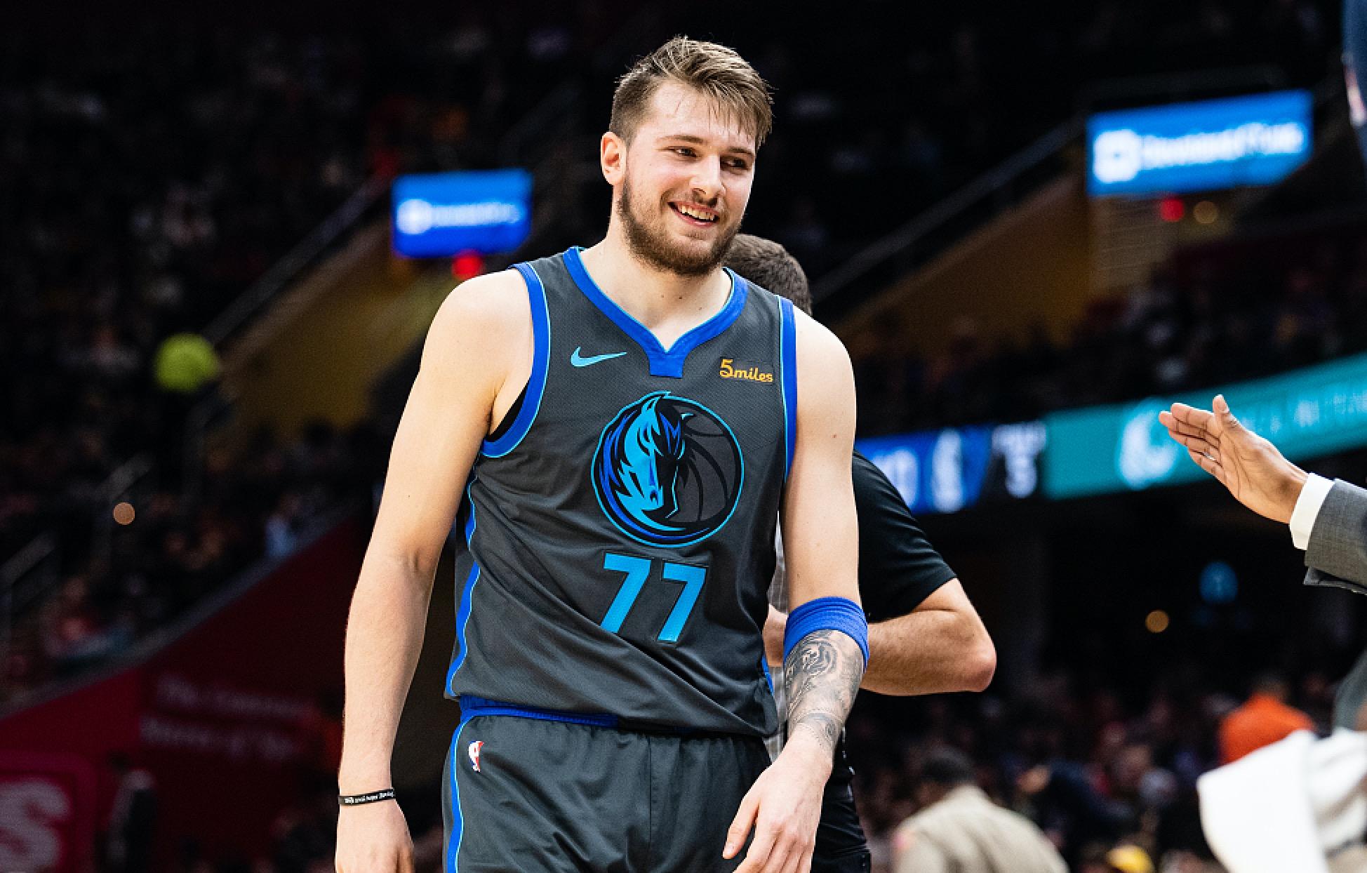 名俱乐部的 名俱乐部的