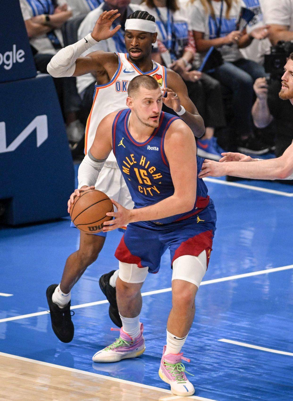 大的球隊影 大的球隊影