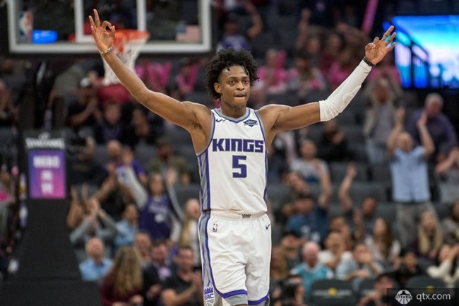 手同场竞技 手同场竞技