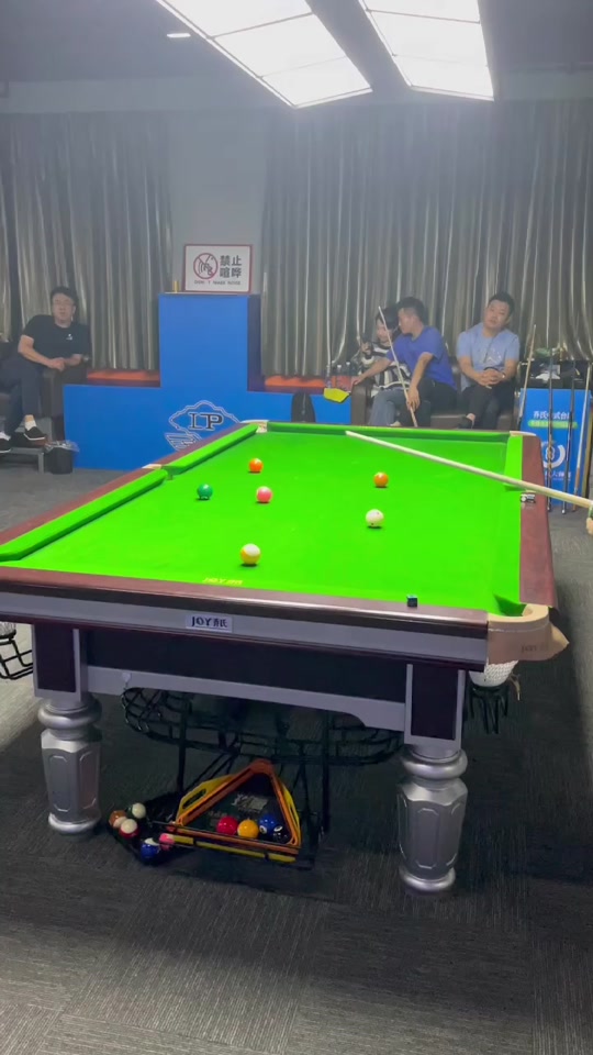 而德國隊則 而德國隊則