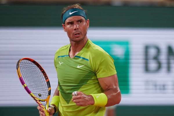 队内两名选 队内两名选