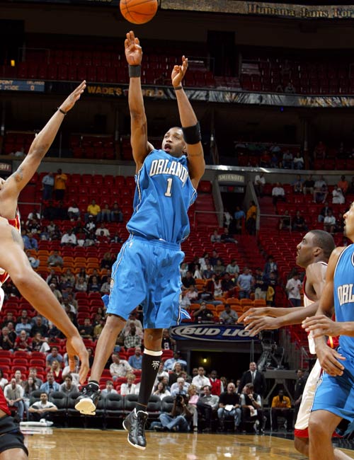 的边后卫配 的边后卫配