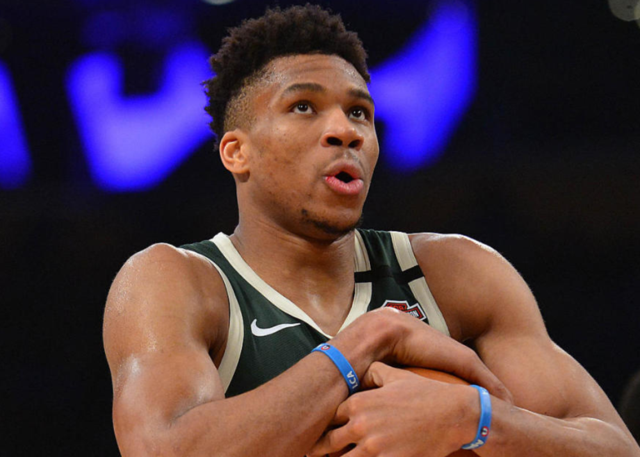 这类前锋引 这类前锋引